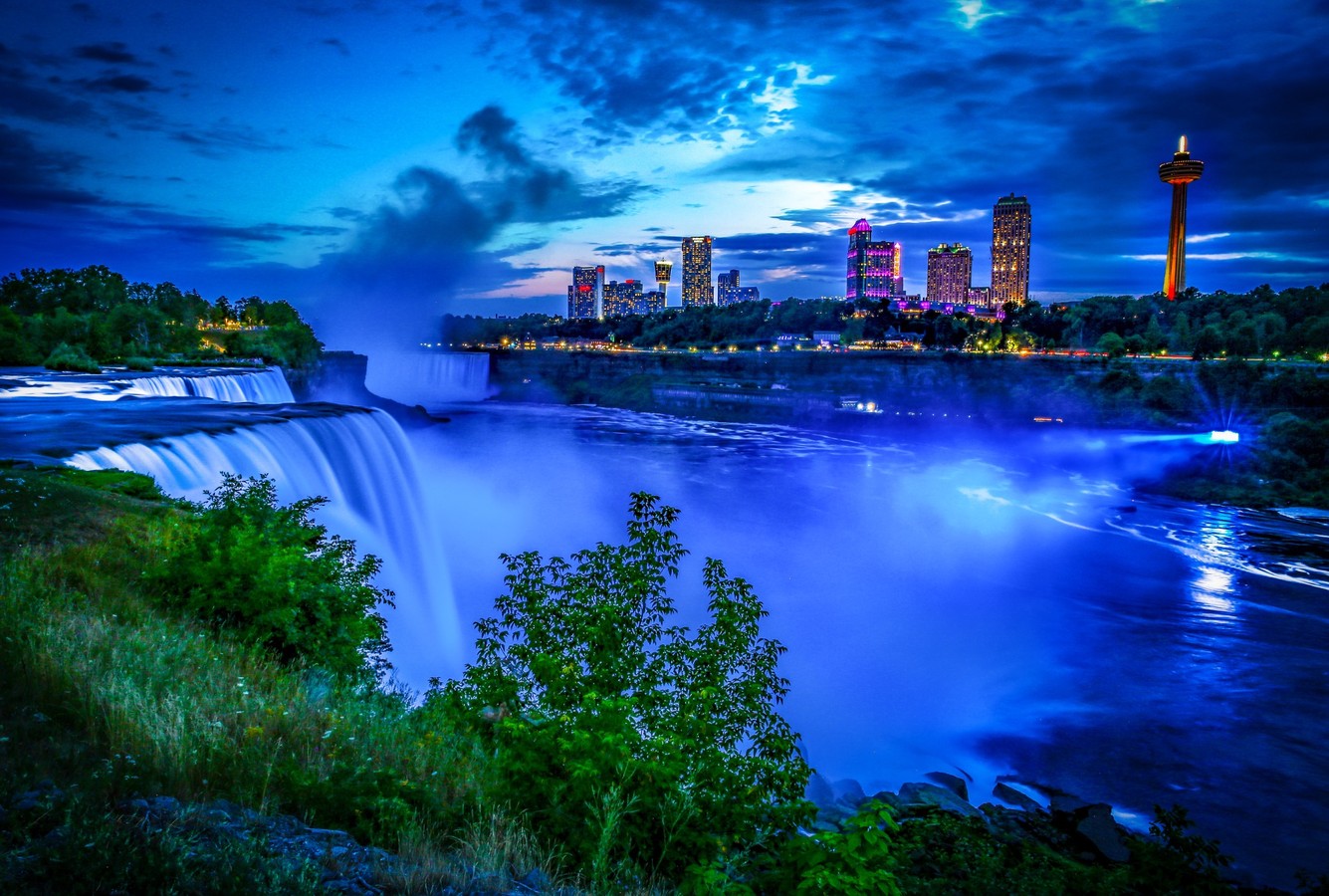 Niagara Falls by Mike Miller